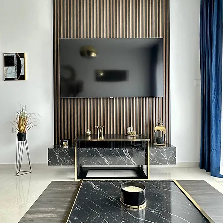 Luxury Lila *