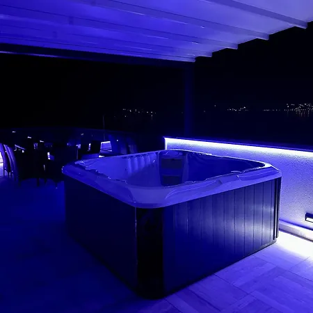 아파트 Luxury Lila *