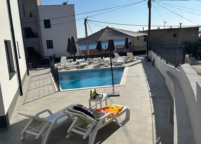 Apartment Luxury Lila *