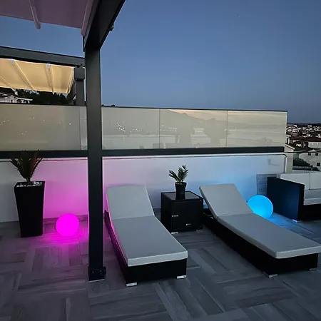 Luxury Lila דירה