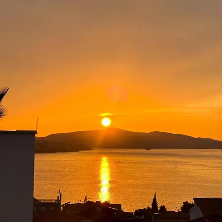 Luxury Lila * טרוגיר