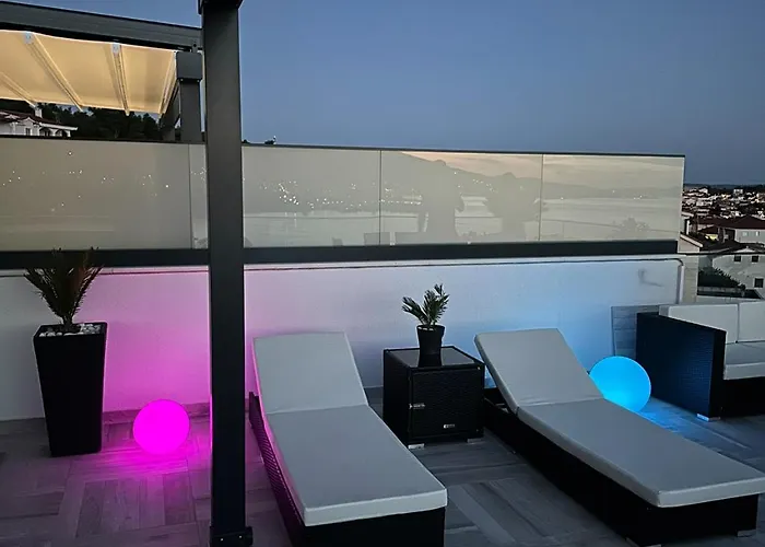 Luxury Lila Apartman