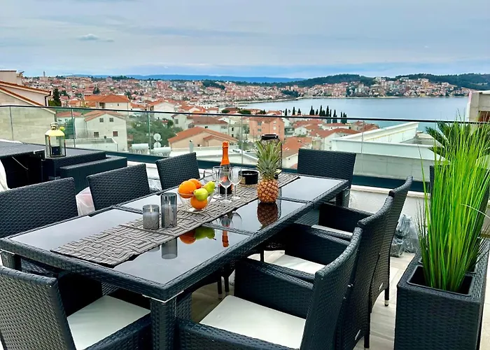 Luxury Lila Apartman *