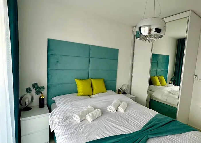 Luxury Lila Apartman